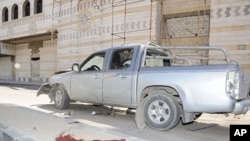 4月24号，叙利亚首都大马士革一辆汽车炸弹爆炸现场