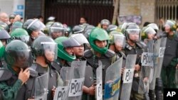 柬埔寨防暴警察准备应对反对党支持者示威 （资料图片）