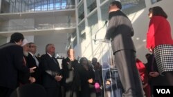 在美国国务院主办的一场践行美国对国际宗教自由承诺的活动上，布朗巴克对与会者讲话（美国之音萧雨拍摄）