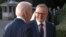澳大利亚总理阿尔巴尼斯（Anthony Albanese）2023年10月24号到白宫，受到美国总统拜登的迎接。（美联社）