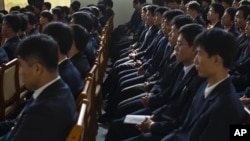 平壤科技大學的學生在聽講座。 （2011年10月5日資料照）
