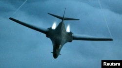 美国空军B-1B“枪骑兵”超音速战略轰炸机是打击阿富汗的主要战机（资料照片）。