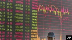 上海一证券公司的股市行情看版