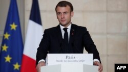 Эммануэль Макрон (архивное фото) 