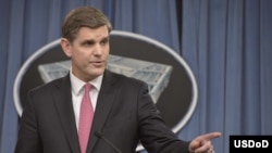 五角大樓發言人彼得.庫克（圖片來自美國國防部）