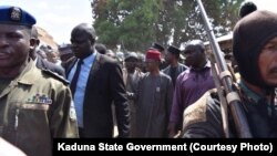 El-Rufa'i a cikin jama'a 