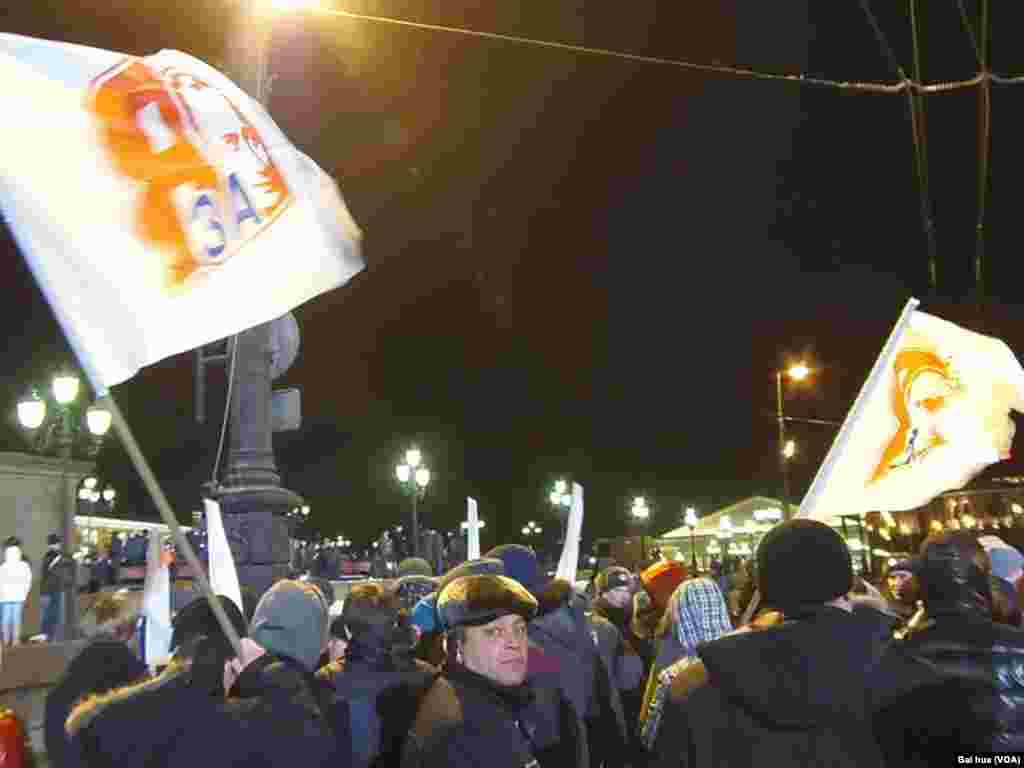 去年3月总统大选结束后莫斯科支持普京的群众集会。(美国之音白桦拍摄)